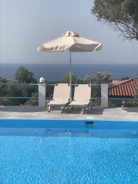 אפרטהוטל פיתגוריו Elena Bungalows מראה חיצוני תמונה