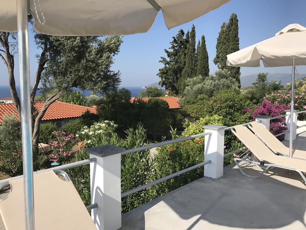 אפרטהוטל פיתגוריו Elena Bungalows מראה חיצוני תמונה